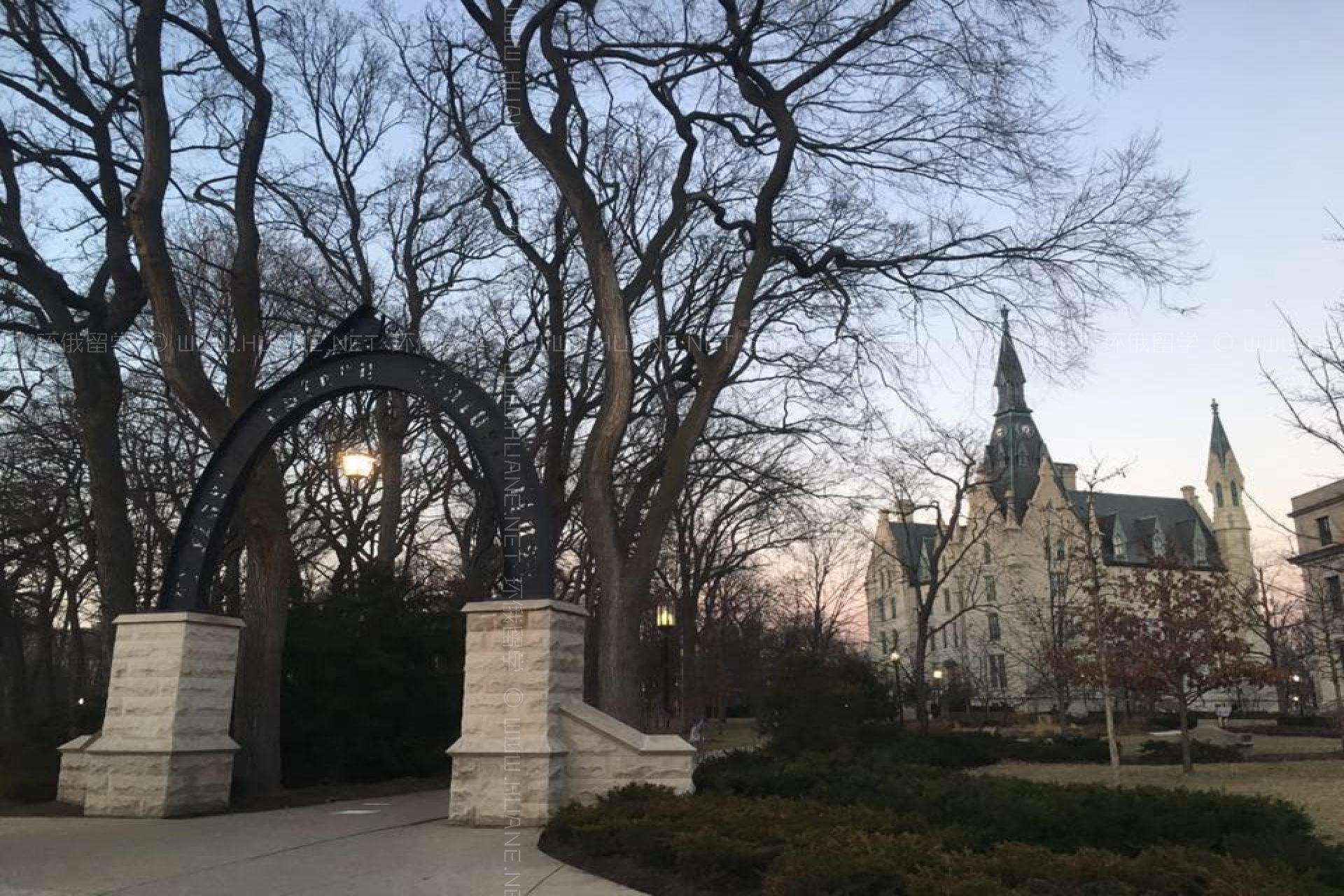 西北大學